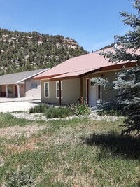Building Photo - Lovely Dolores Home on Mtn. Side  3 bedroo...