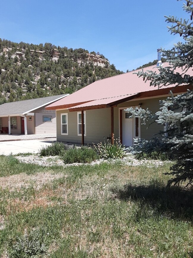 Lovely Dolores Home on Mtn. Side 3 bedroo... - Lovely Dolores Home on Mtn. Side  3 bedroo...