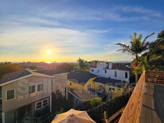 Primary Photo - 509 N Helberta Ave