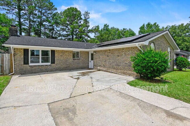 Building Photo - 313 Clearwater Dr