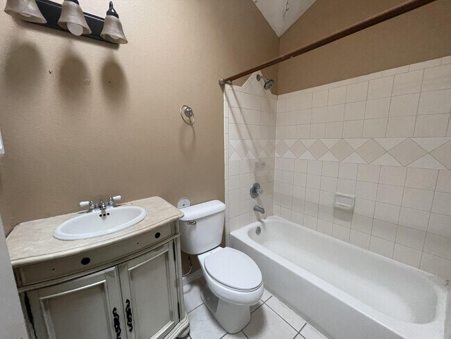 Building Photo - 12344 Tierra Madre Rd