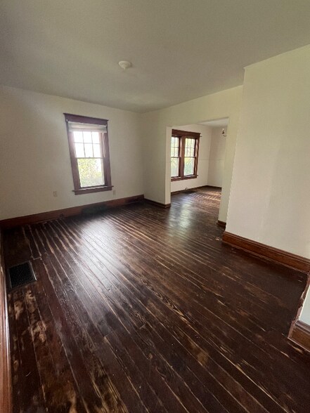 Building Photo - 4416 Innes Ave