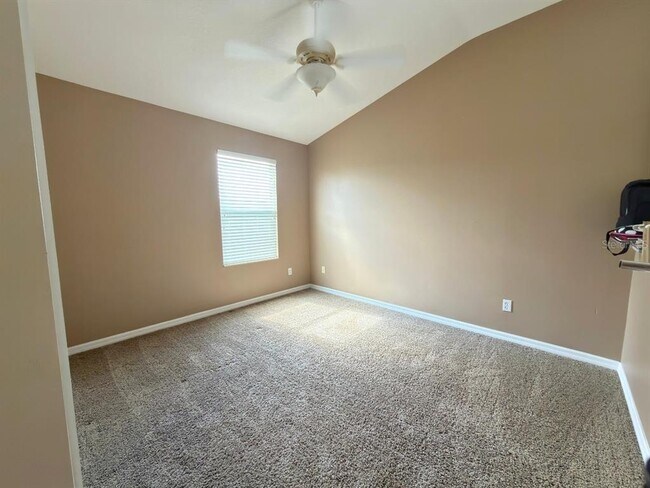 Building Photo - 14478 Bridgewater Crossings Blvd