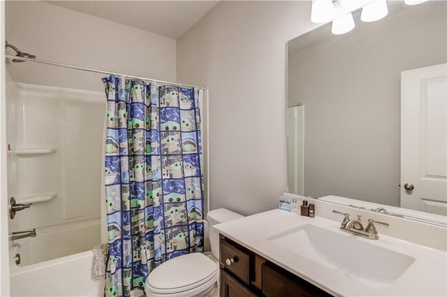 Building Photo - 404 Henson Farm Dr