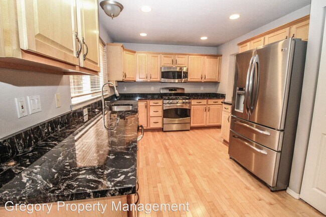 Building Photo - 4 br, 2.5 bath House - 18114 28th Drive SE