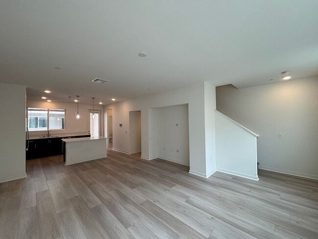 Building Photo - Beautiful 3BD/2.5BA Townhouse in San Ysidro W/ W/D, A/C, 2-Car Garage, Balcony, and Community Parks!