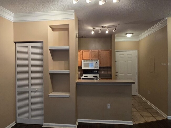 Building Photo - 4207 S Dale Mabry Hwy