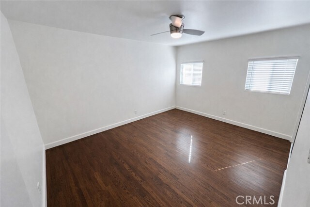 Building Photo - 11441 Oxnard St