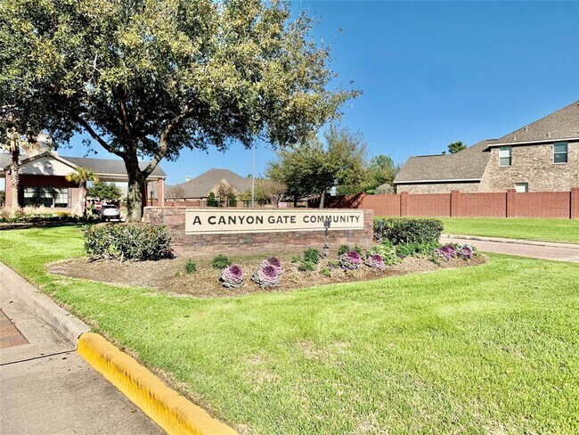 Building Photo - 8302 Kerrington Glen Dr