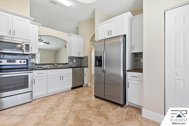 Building Photo - 273 Beachway Dr