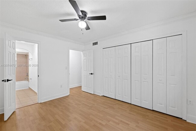 Building Photo - 17255 SW 95th Ave