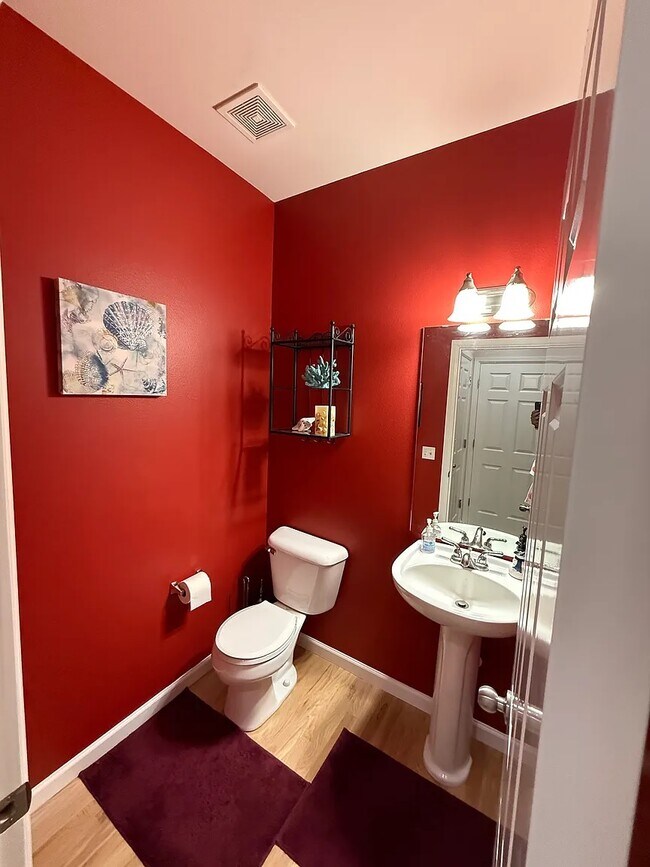 Building Photo - 13243 124th Ct NE