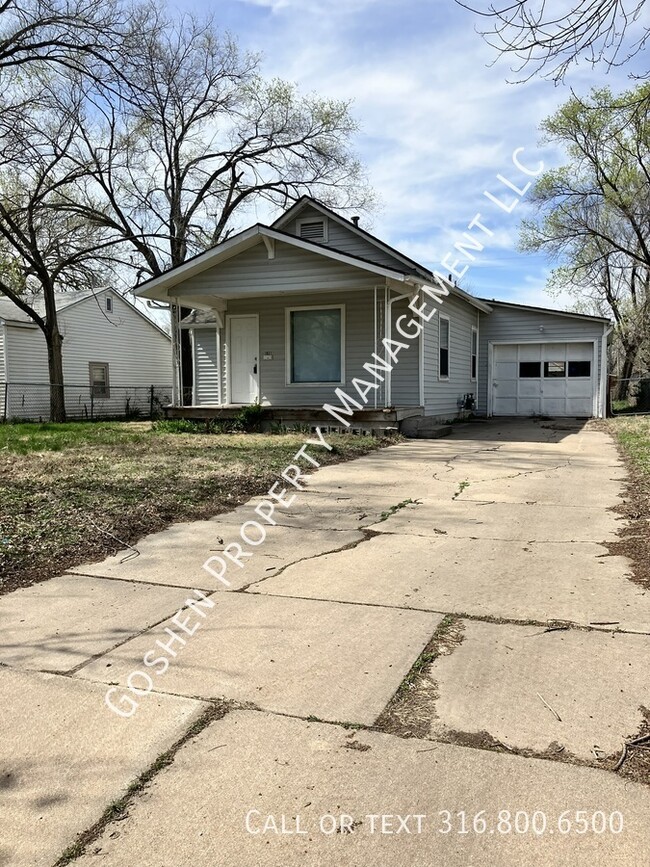 Primary Photo - 1821 S Grove St