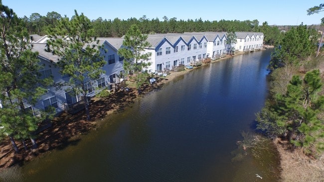 Building Photo - Southwind Townhomes