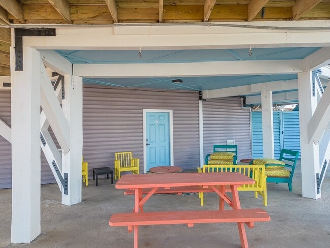 Building Photo - 22814 Verano Dr