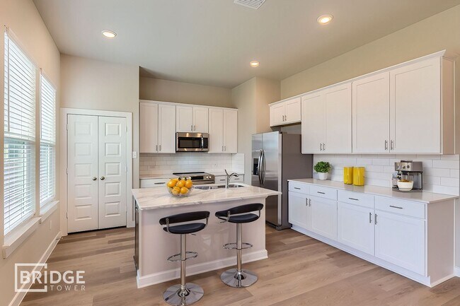 Building Photo - BENTON PLAN