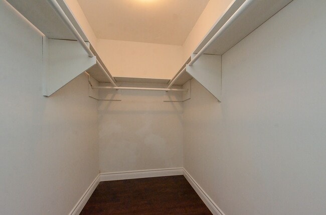 Building Photo - 8810 Ilona Ln