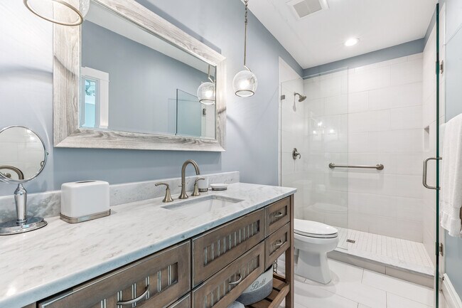 Building Photo - 176 Carrick Bend Ln