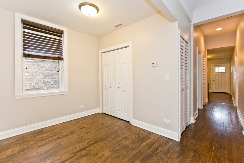 Building Photo - 4849 N Seeley Ave