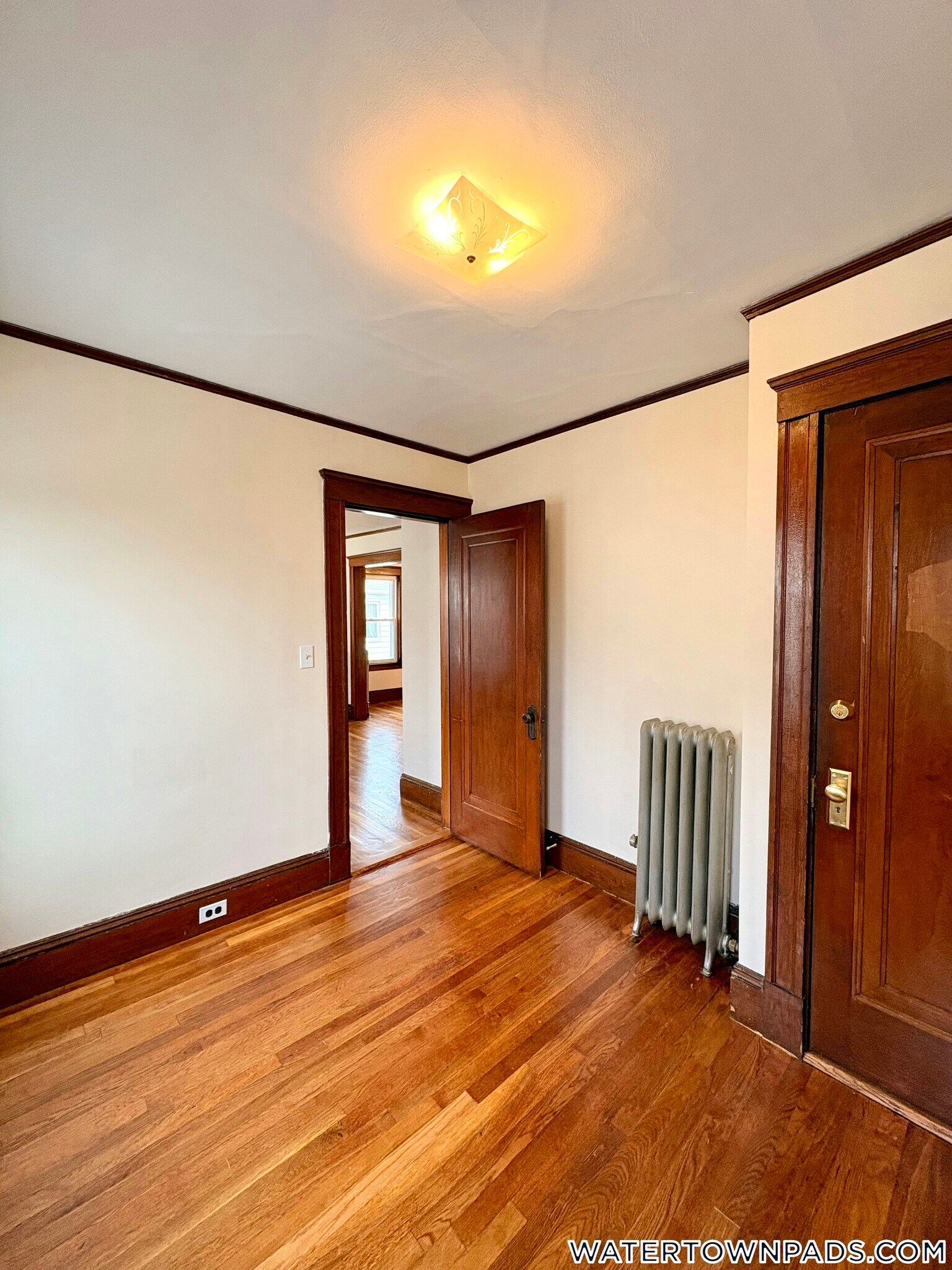 Building Photo - 9 Edgecliff Rd