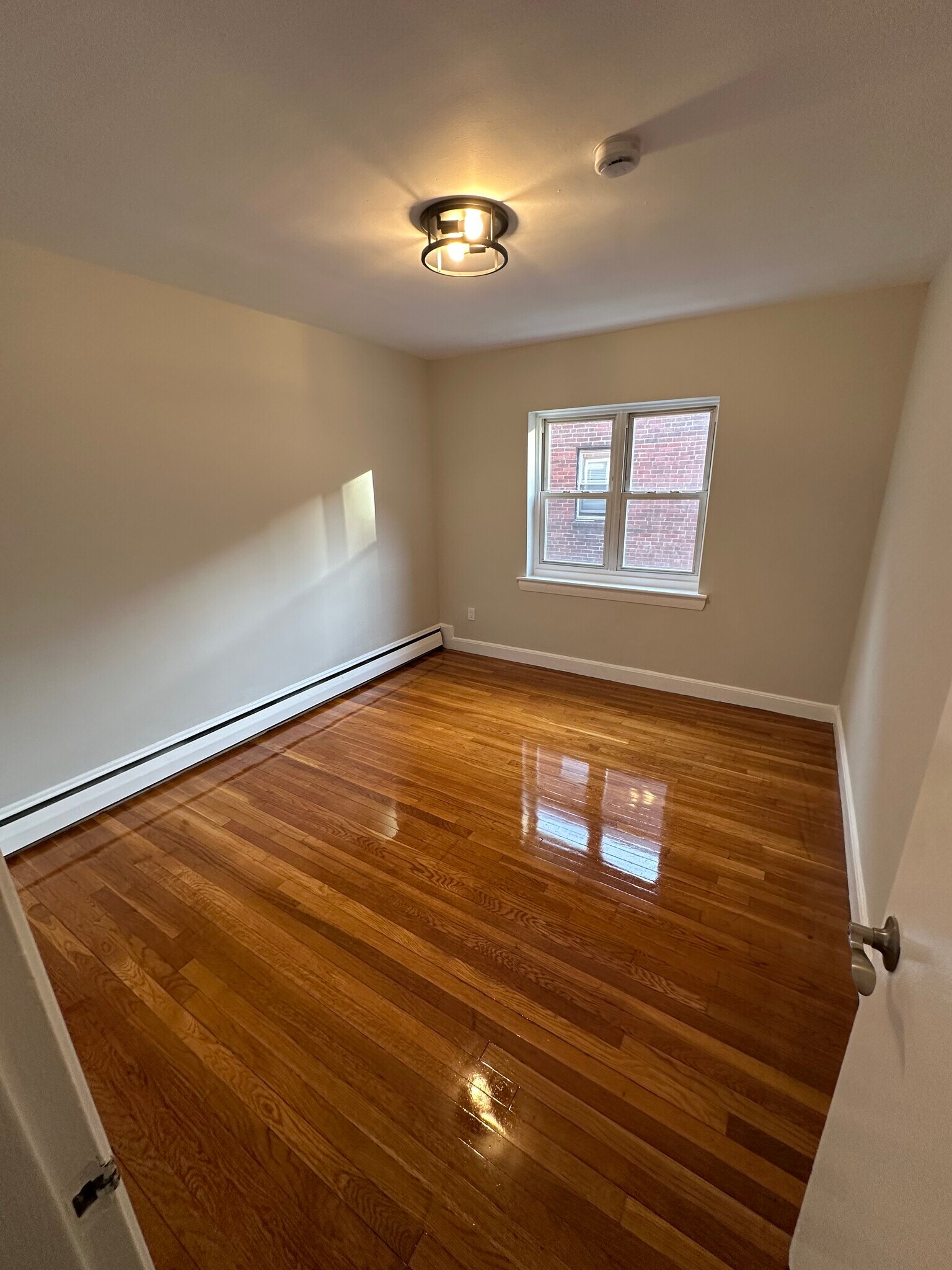 Building Photo - 65 Chiswick Rd