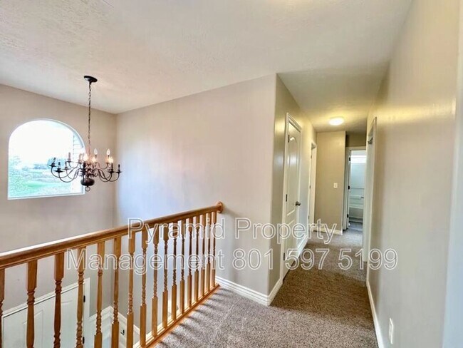Building Photo - 2113 Hawthorne St