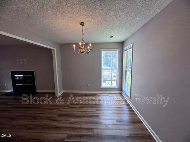 Building Photo - 3 S Indian Creek Pl
