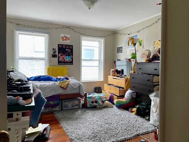 Building Photo - 44 Orchard St