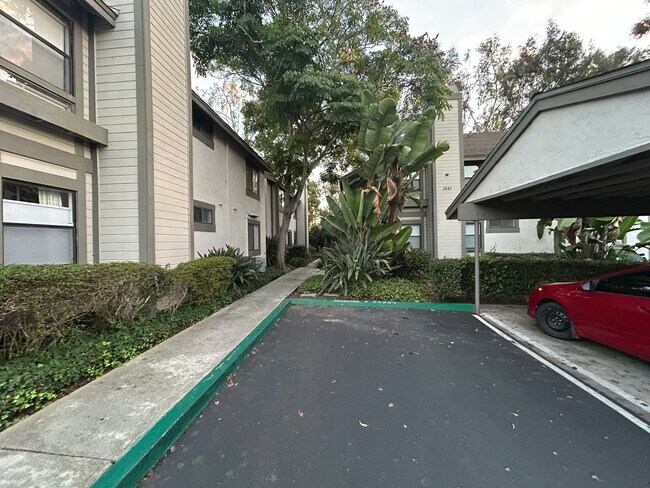 Building Photo - $750.00 off 1st month rent with January 1, 2026 move in!!