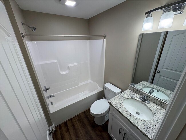 Building Photo - 3 Dixie Ave