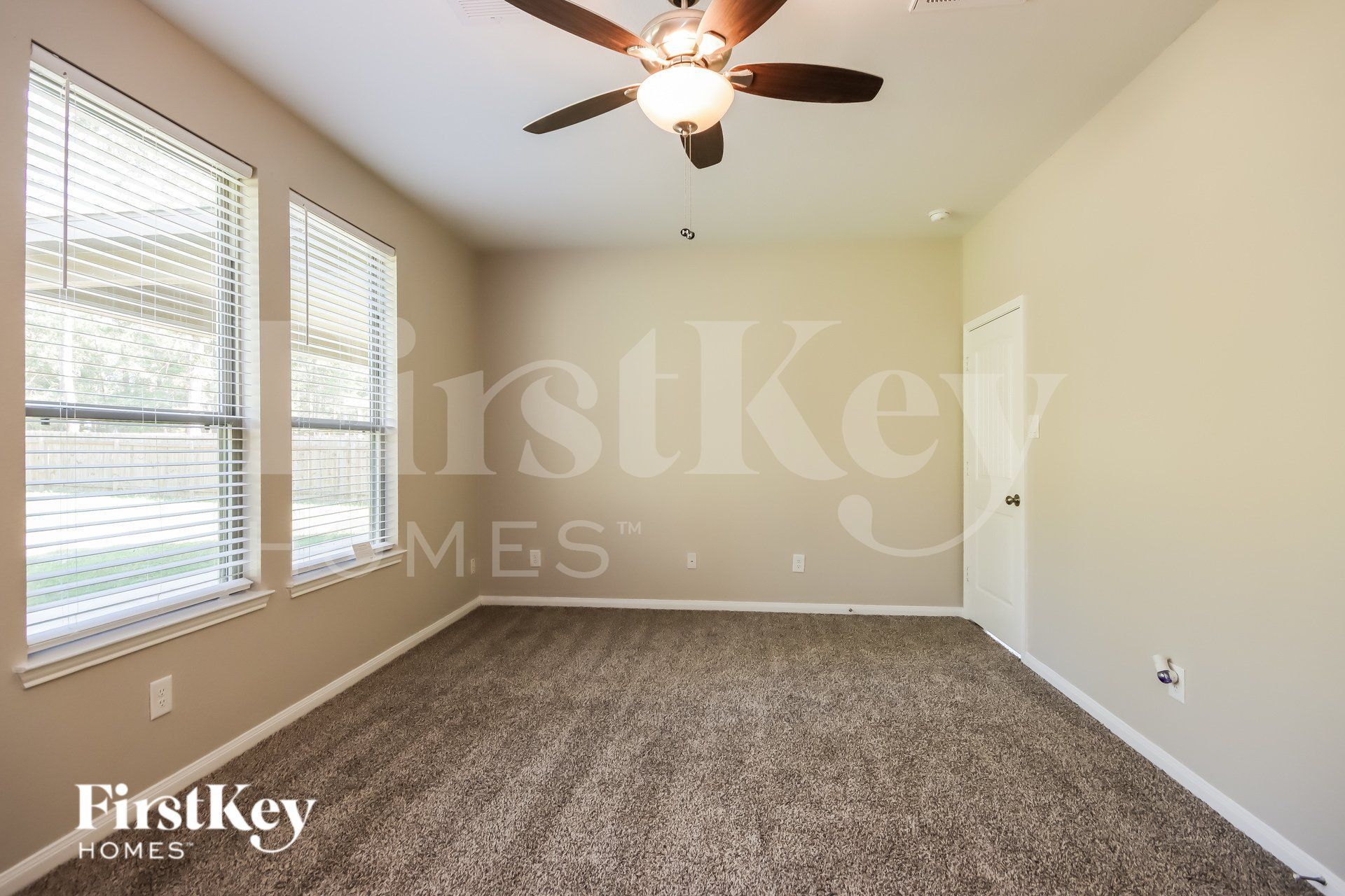 Building Photo - 6193 White Oak Leaf Lp