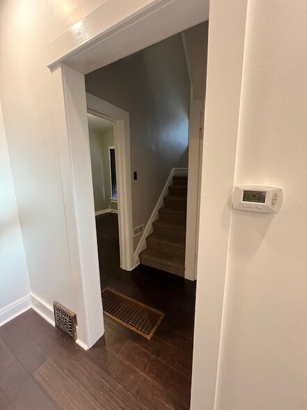 Stairway Landing - 4361 Raleigh St