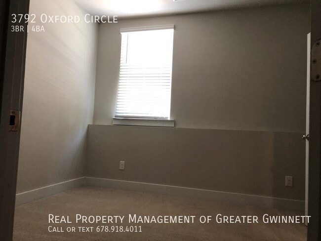 Building Photo - 3792 Oxford Cir