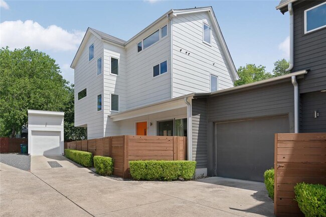 Primary Photo - 2500 Southland Dr