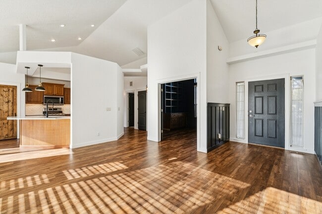 Building Photo - 1661 W Puzzle Crk Ct