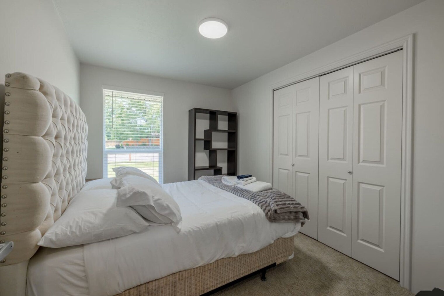 Building Photo - 9164 Coppercreek Cir