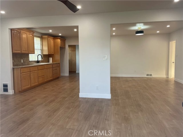 Building Photo - 408 E Elm St