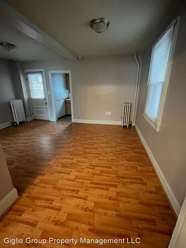 Building Photo - 2 br, 1 bath House - 1418 S. Webster Ave