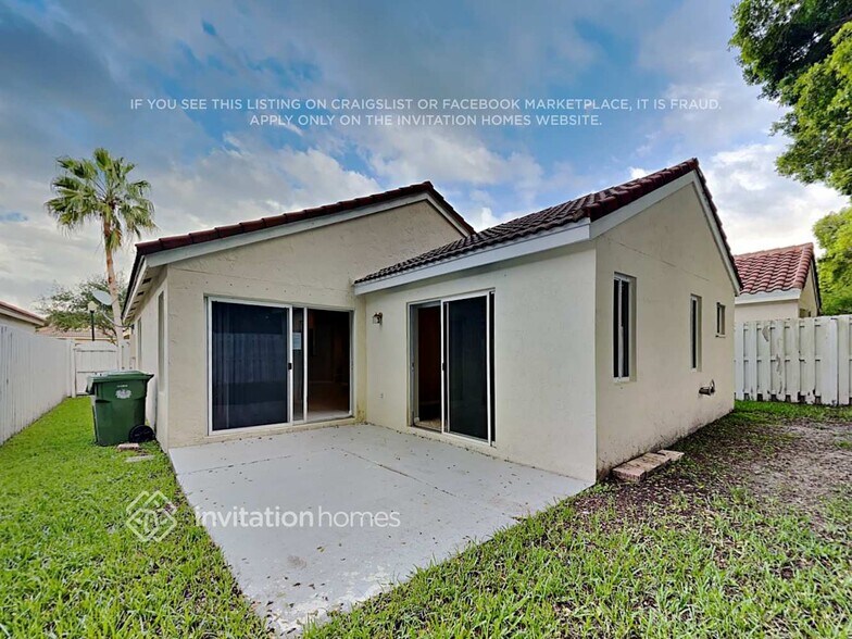 Building Photo - 567 Talavera Rd