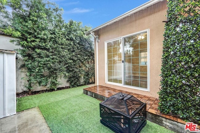 Building Photo - 4020 Brunswick Ave