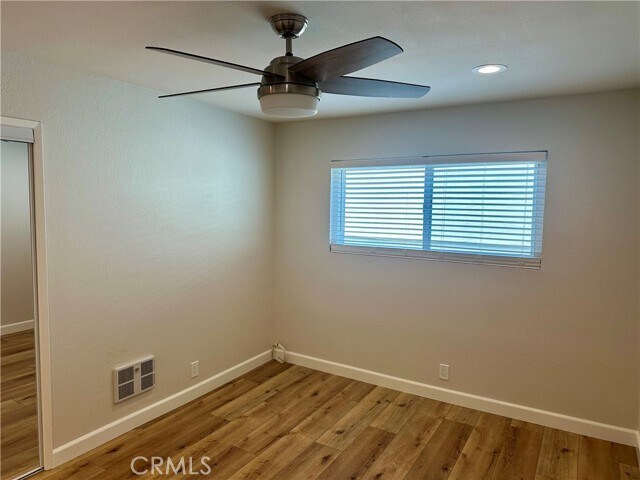 Building Photo - 24831 La Cresta Dr