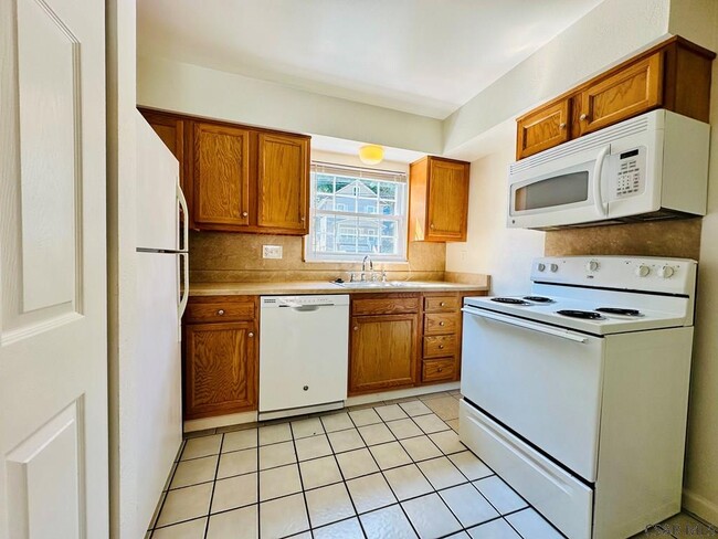 Building Photo - 402 Southmont Blvd