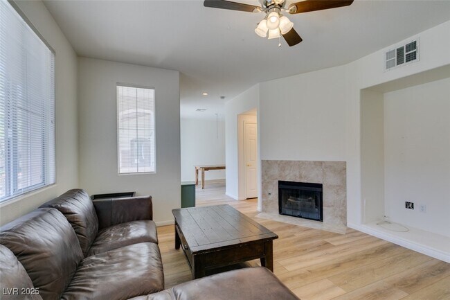 Building Photo - 10220 Delray Beach Ave