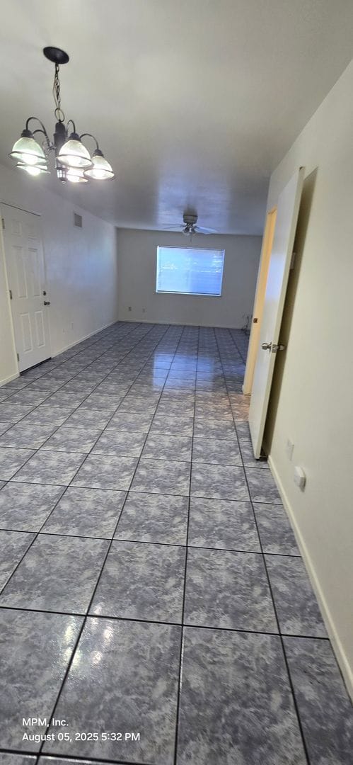 Building Photo - Cute 2 bedroom