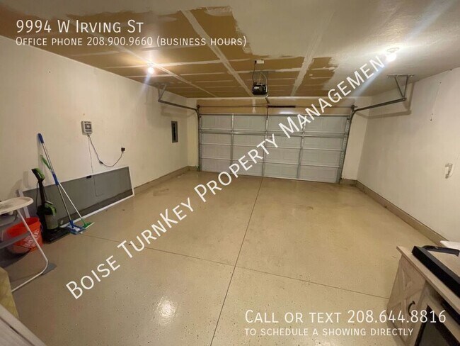 Building Photo - 9994 W Irving St