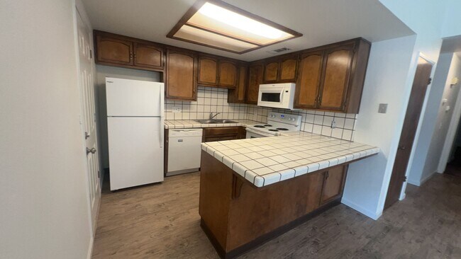 Building Photo - 2860 St Phillip Dr