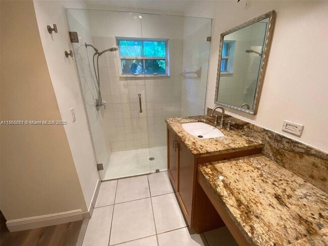 Building Photo - 4272 Pine Ridge Ct