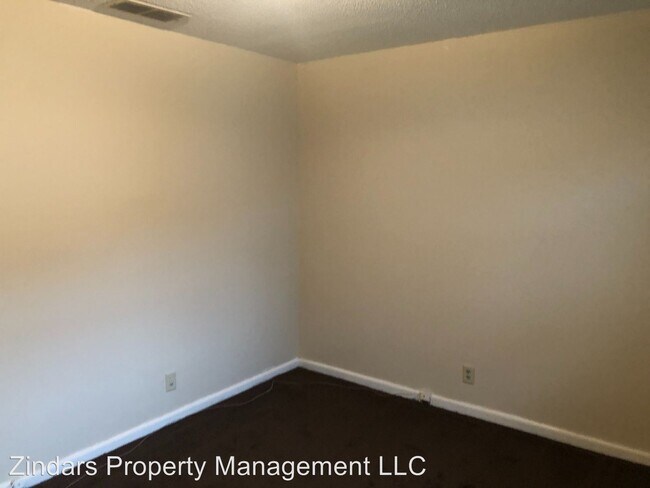 Building Photo - 1404 Lape St