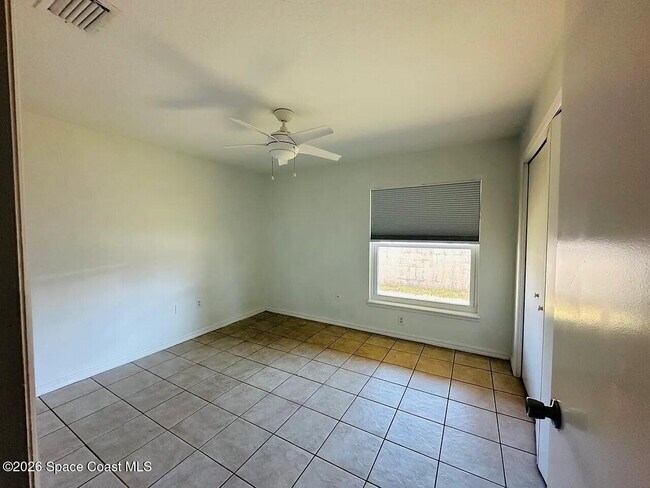 Building Photo - 130 Norwood Ave