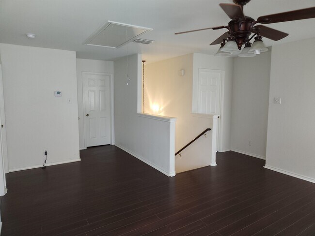 Building Photo - 1701 Port Lavaca St